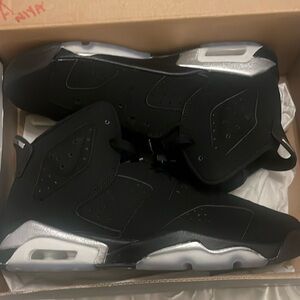 Air Jordan 6 Retro 🖤